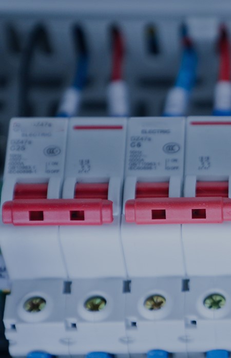 電源行業 電源行業